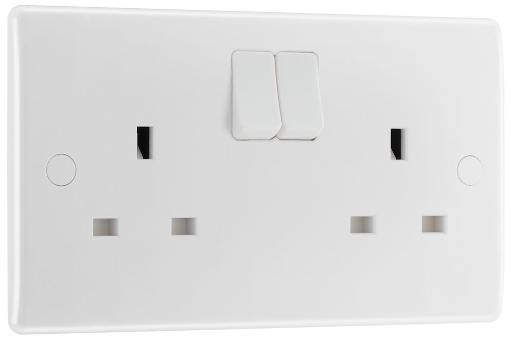 BG Nexus 13A 2 Gang SP Double Round Edge Switched Socket White