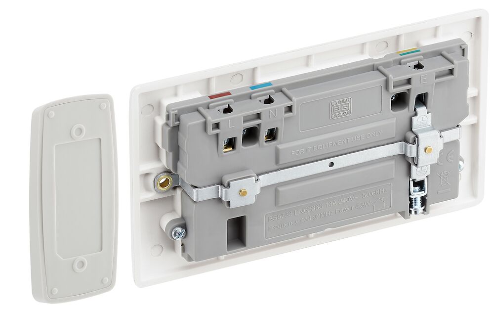 BG Nexus 13A 2 Gang DP Double Round Edge Switched Socket With Door Chime