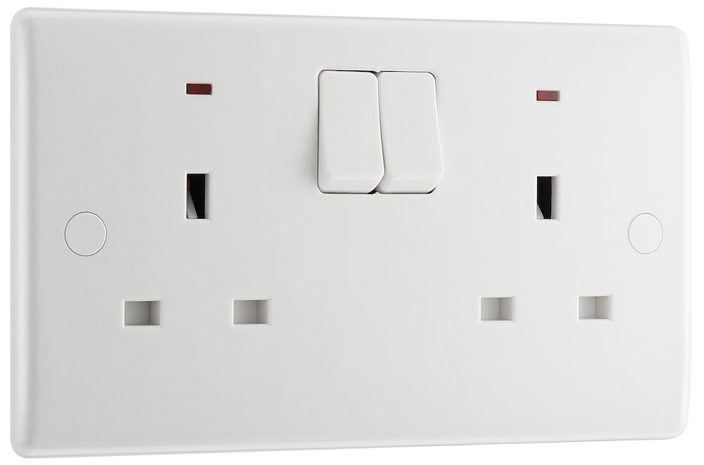 BG Nexus 13A 2 Gang SP Double Round Edge Switched Socket With Neon White