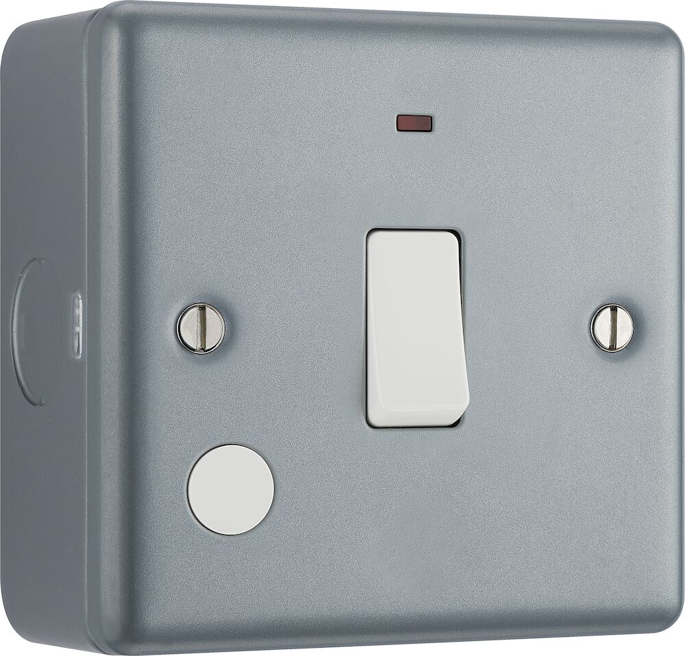 Click Essentials 20A 1 Gang DP Plate Switch With Neon & Flex Outlet Metal Clad