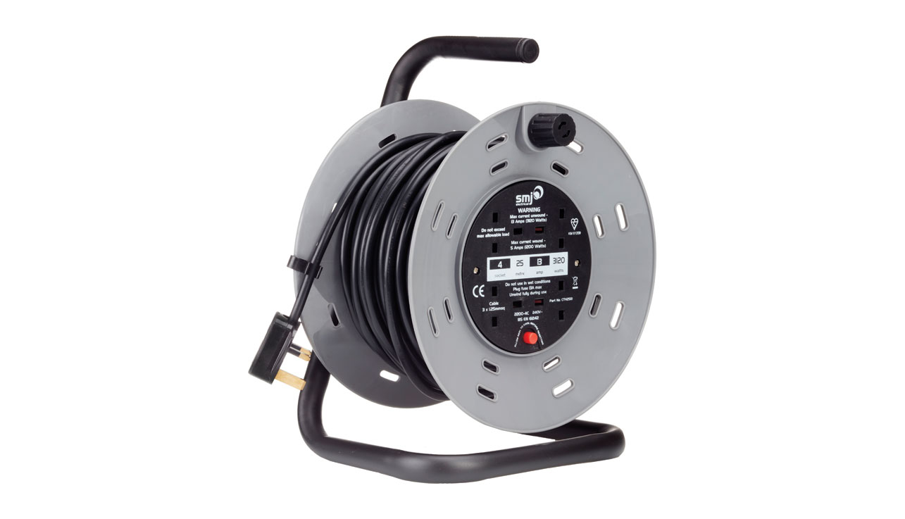 Deta Briticent 240V 13A 4 Gang Extension Cable Reel (25m)