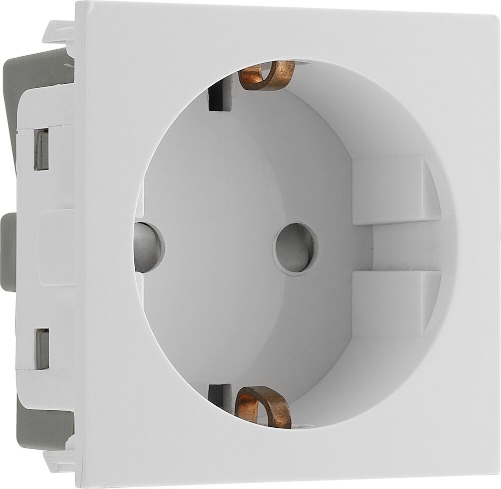 BG Euro 16A Schuko Unswitched Power Module Socket White