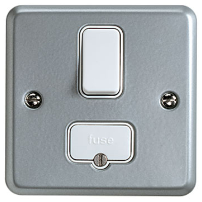 MK Metalclad Plus 13A Switched Fused Spur