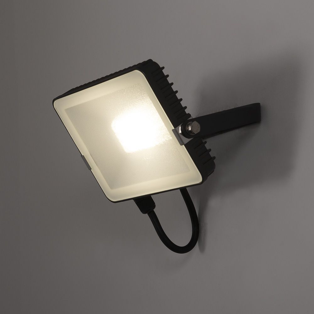 KSR Siena CL 20W 2110lm IP65 LED Polycarbonate Floodlight Black