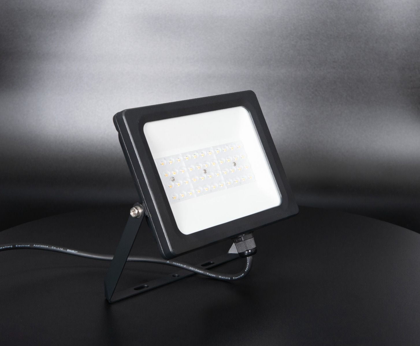 KSR Siena ASY 50W 4550lm IP65 Aysmmetric LED Floodlight Black 4000K