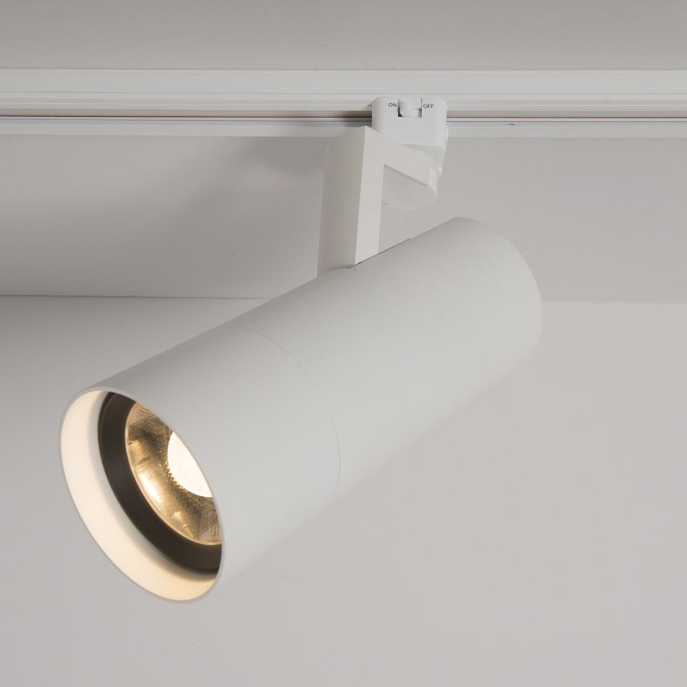 KSR Escala Pro 30w 3000K LED Dimmable Track fitting White
