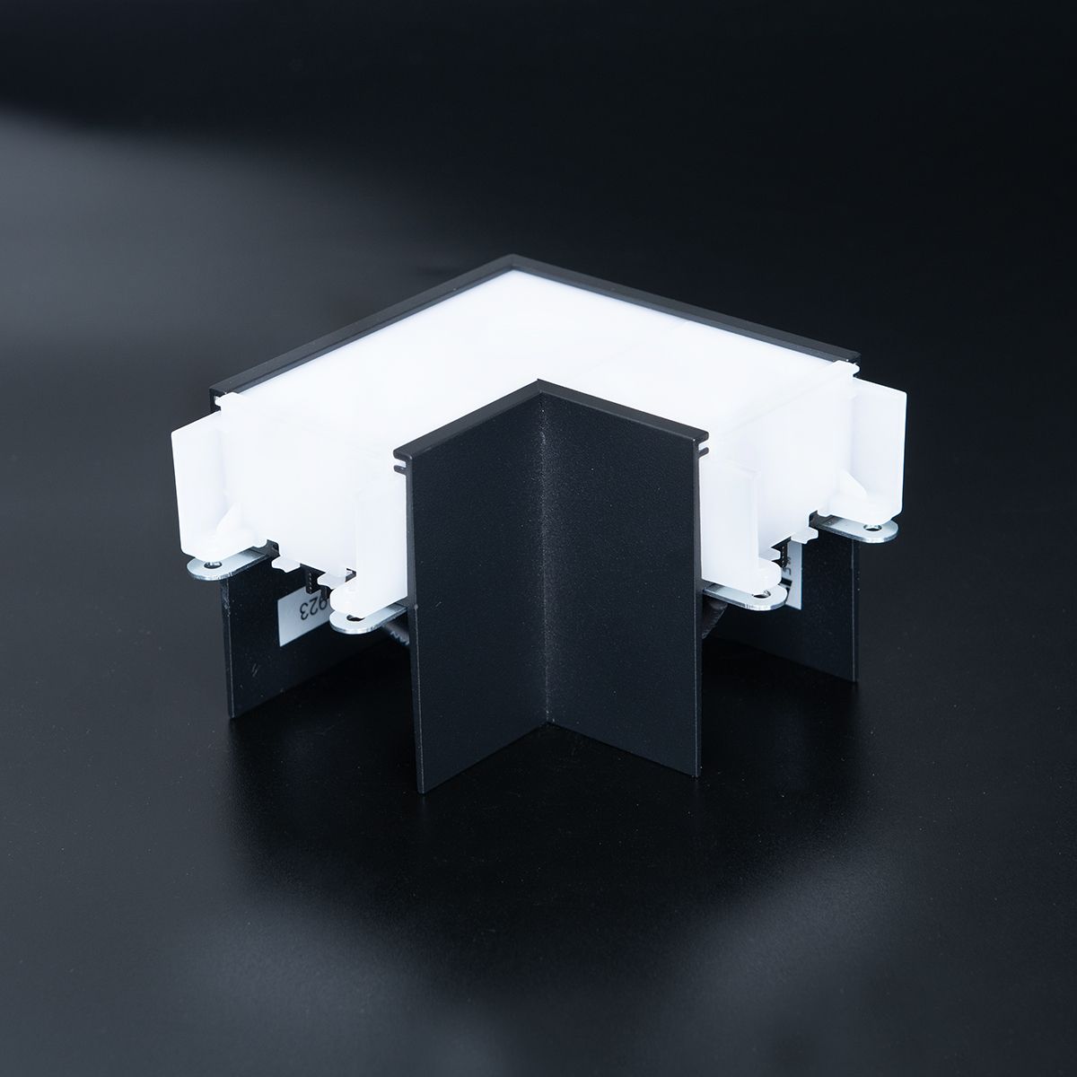 KSR Lalinea 2 Way "L" Connector Black