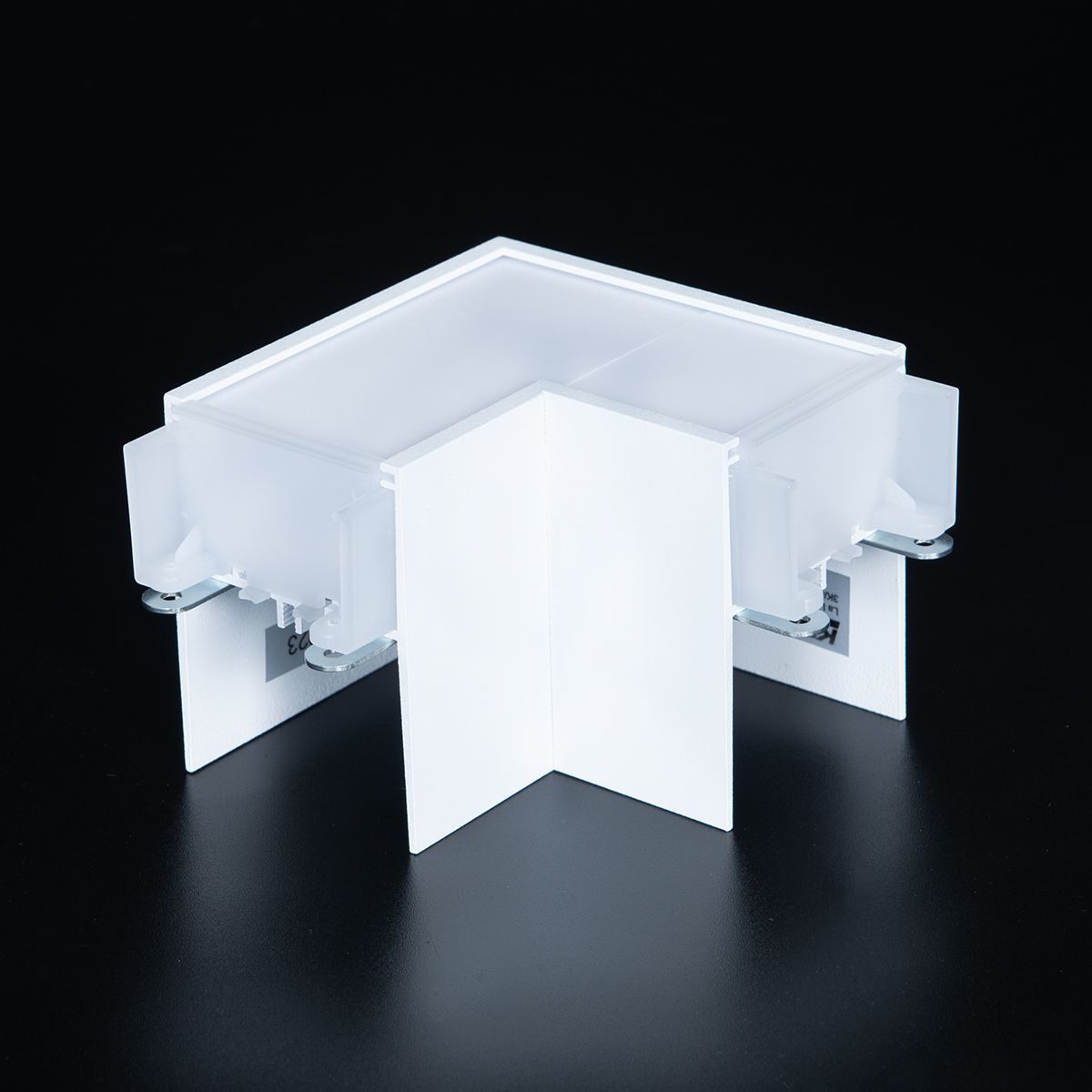 KSR Lalinea 2 Way "L" Connector White