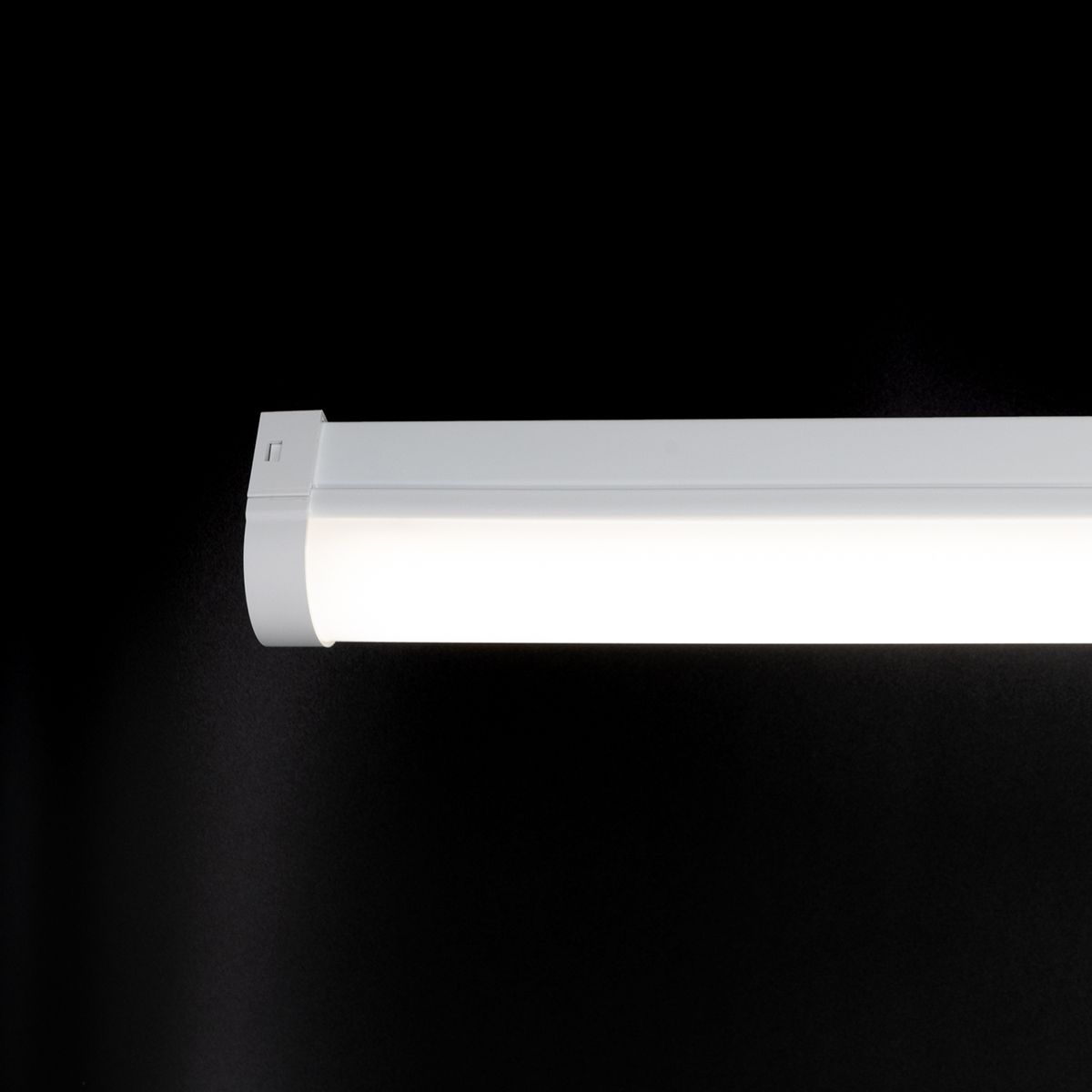 KSR Navara X3 4ft Twin 5335lm Multi Wattage IP20 LED Batten 4000k