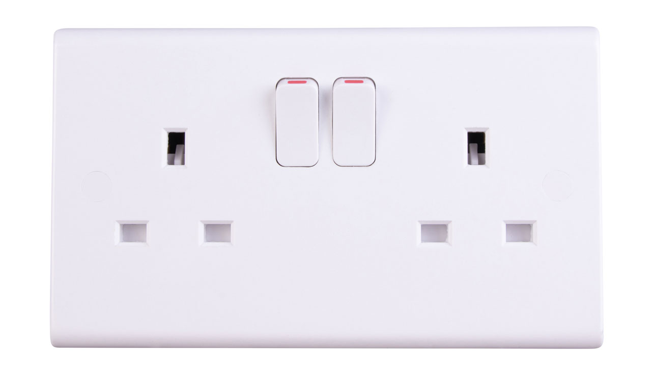 Deta Slimline 2 Gang 13A DP Double Switched Socket White