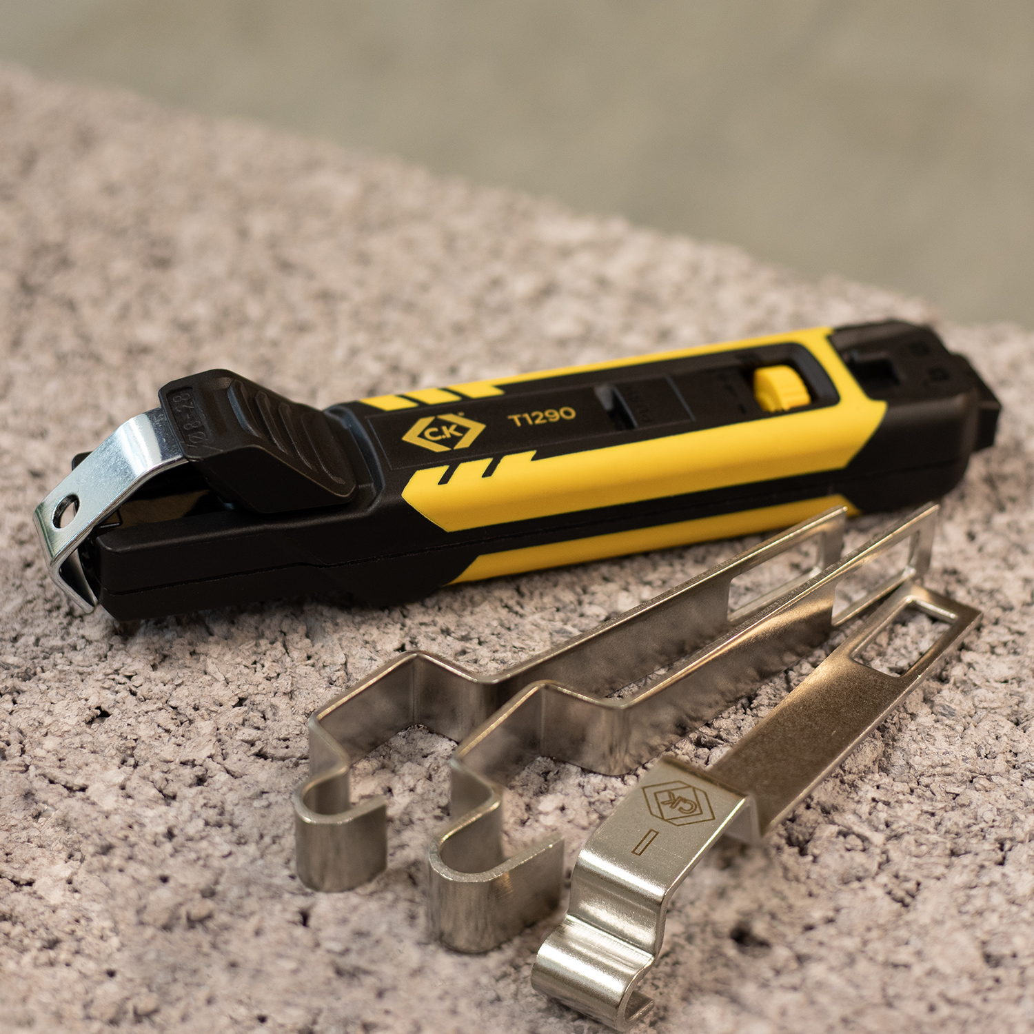 CK Tools Flat - Round 4-28mm Cable Stripper 