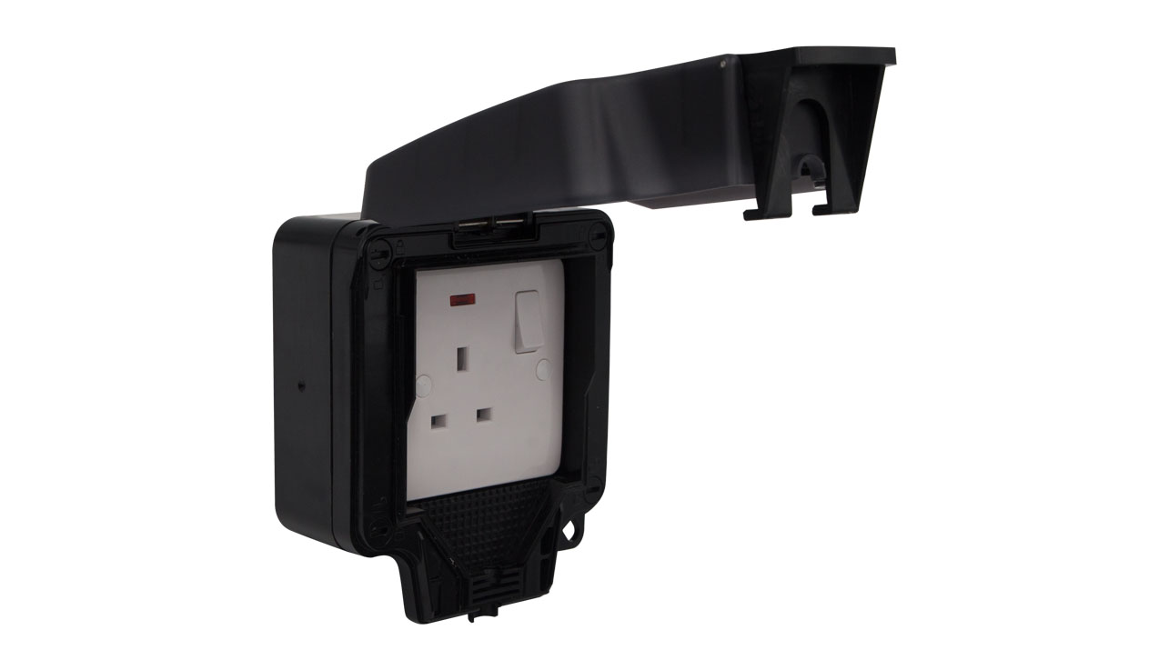 Deta Vimark WeatherPro 13A 1 Gang DP IP66 Switched Socket with Neon