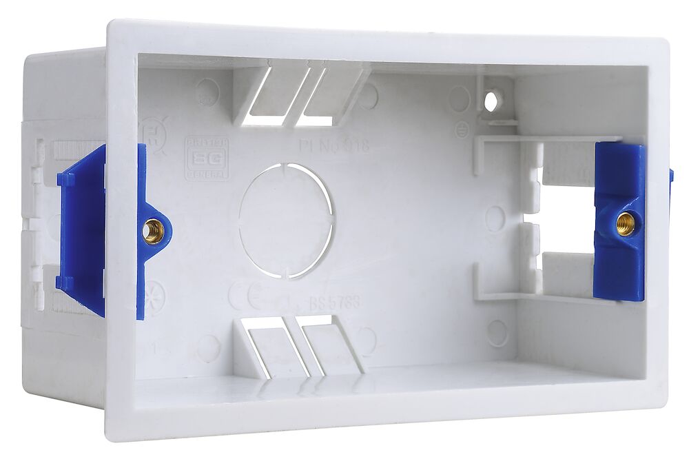 Click Essentials 2 Gang 47mm Deep Dry Lining Box